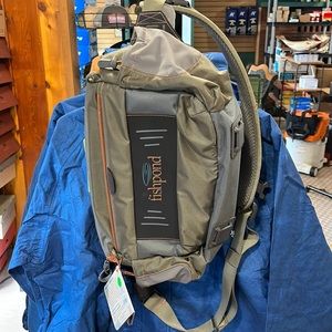 Fishpond sling pack fly fishing